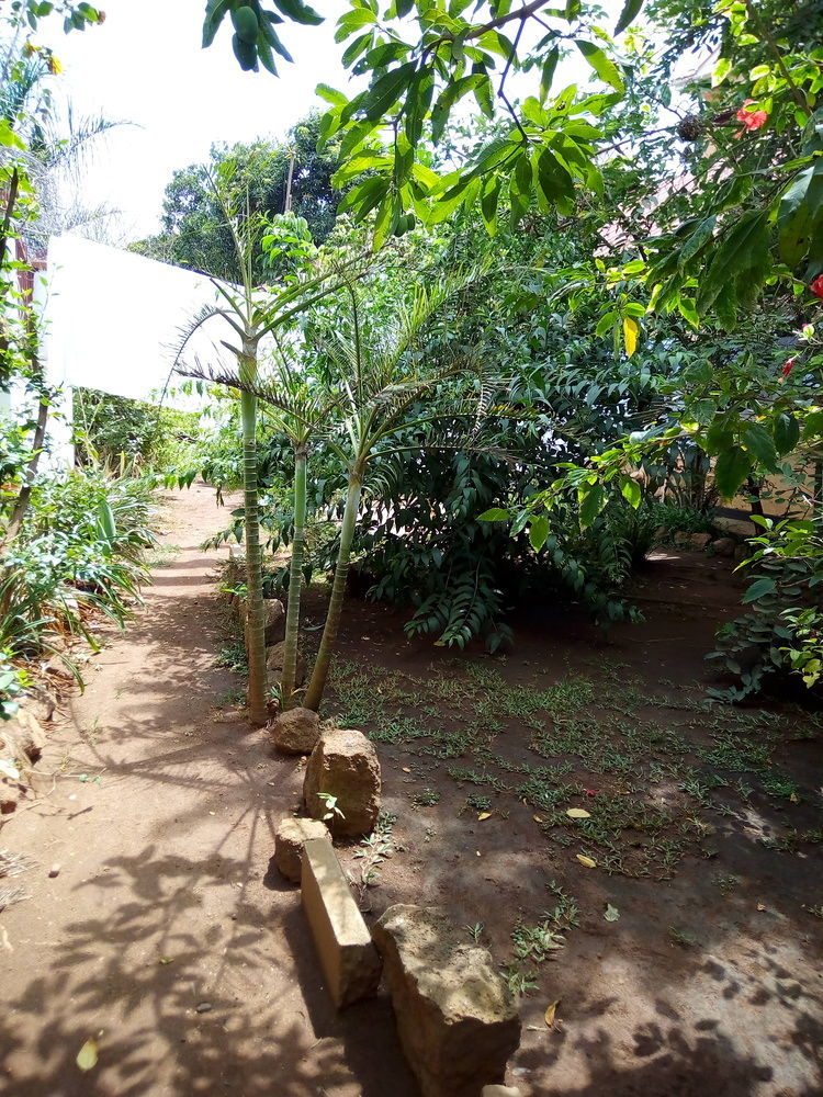 J Residence Motel Entebbe Exterior photo